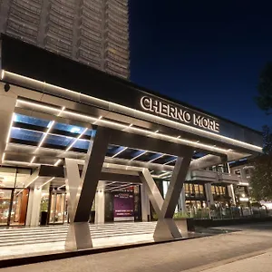Cherno Otel